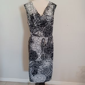 Avenue Black & White Floral Print Dress Size 18/20